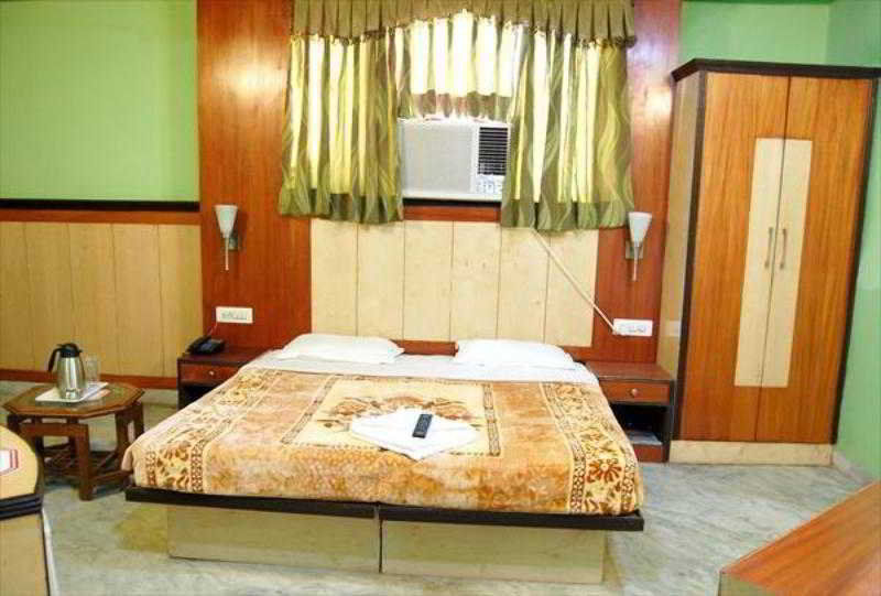 Hotel Karat 87 Inn 뉴델리 외부 사진