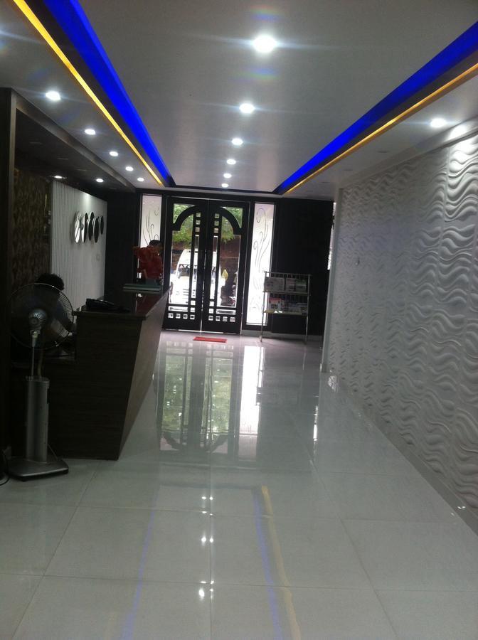 Hotel Karat 87 Inn 뉴델리 외부 사진