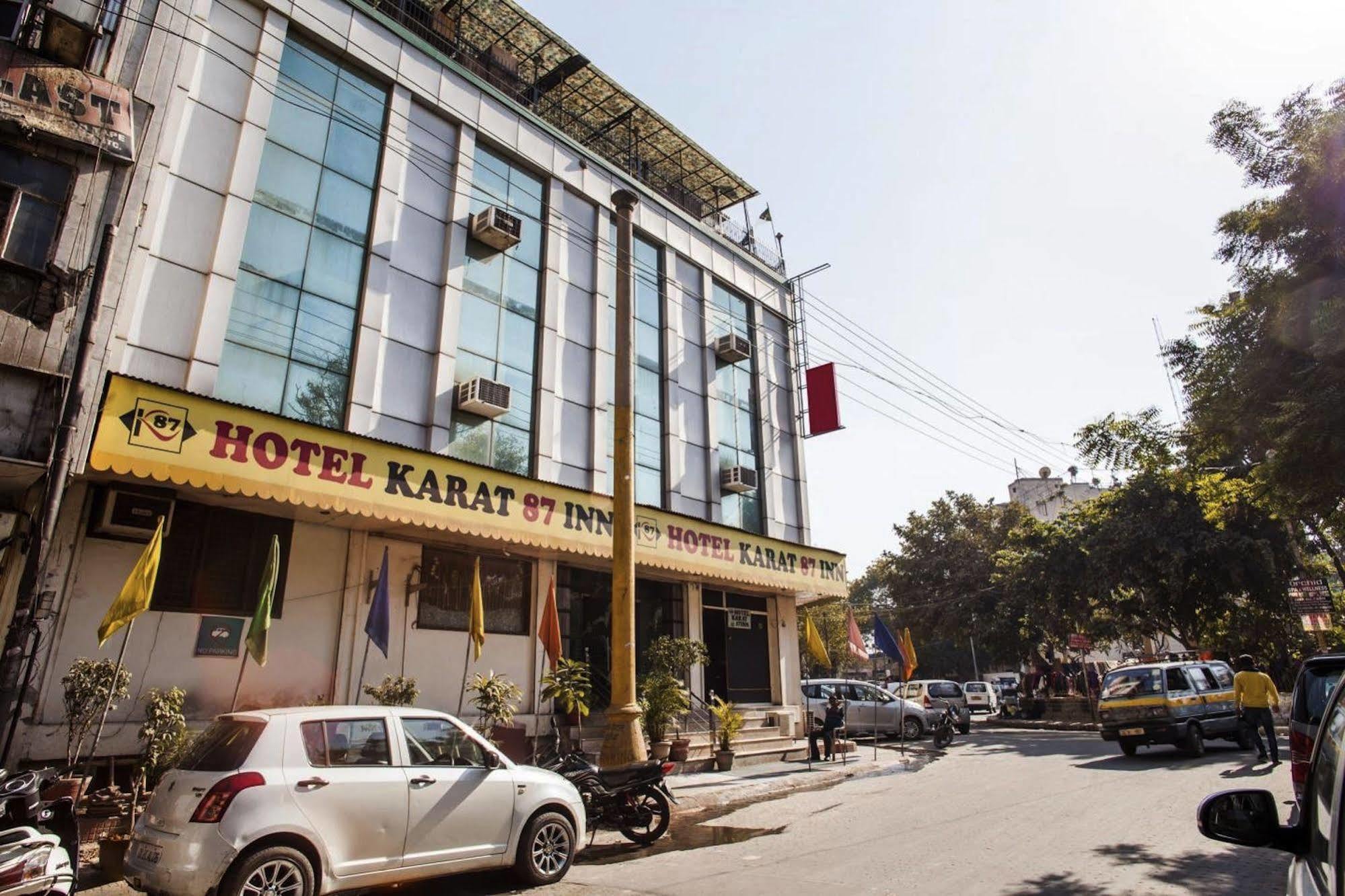 Hotel Karat 87 Inn 뉴델리 외부 사진